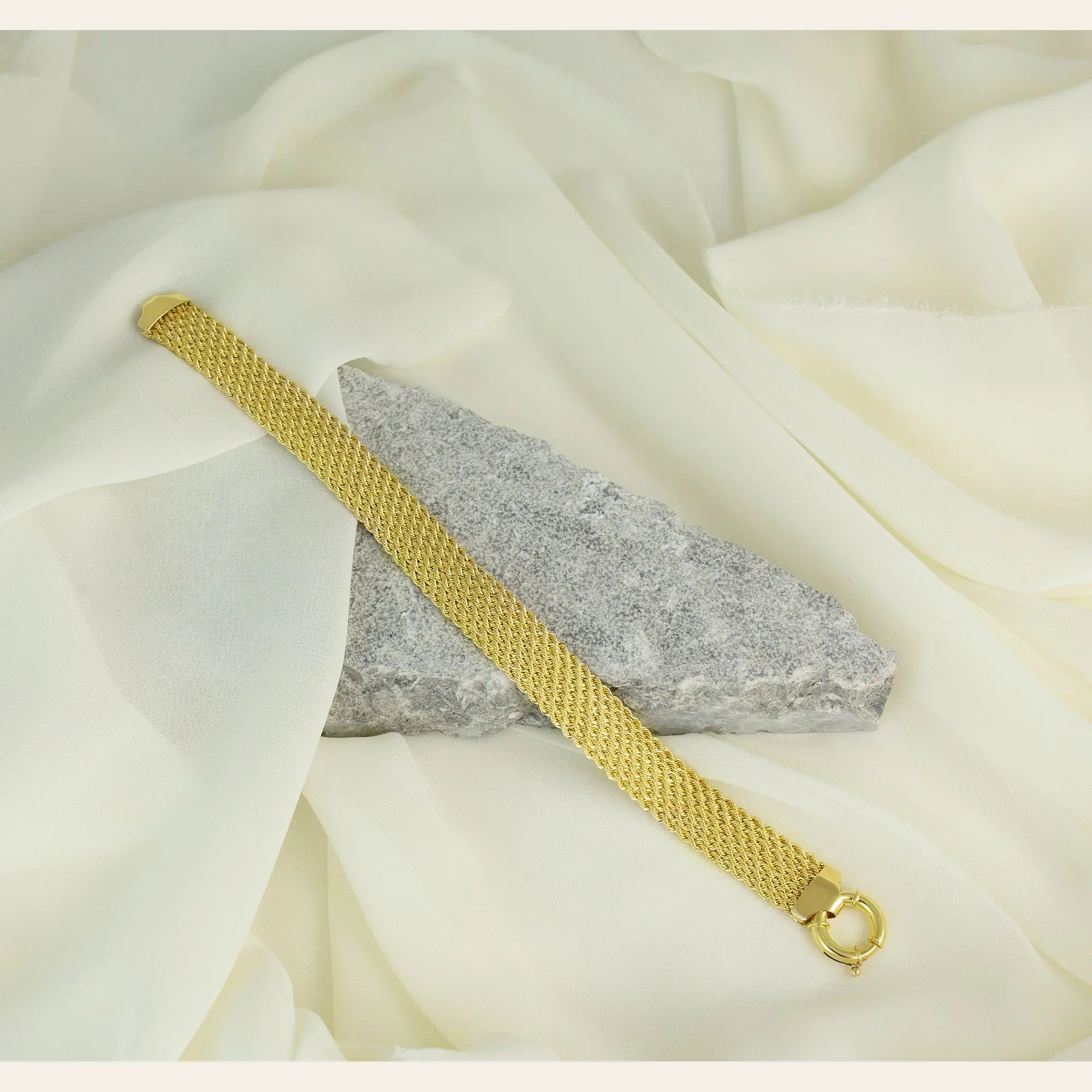 Women's Bracelets — lifestyle view selected for JM Jewelry Miami
