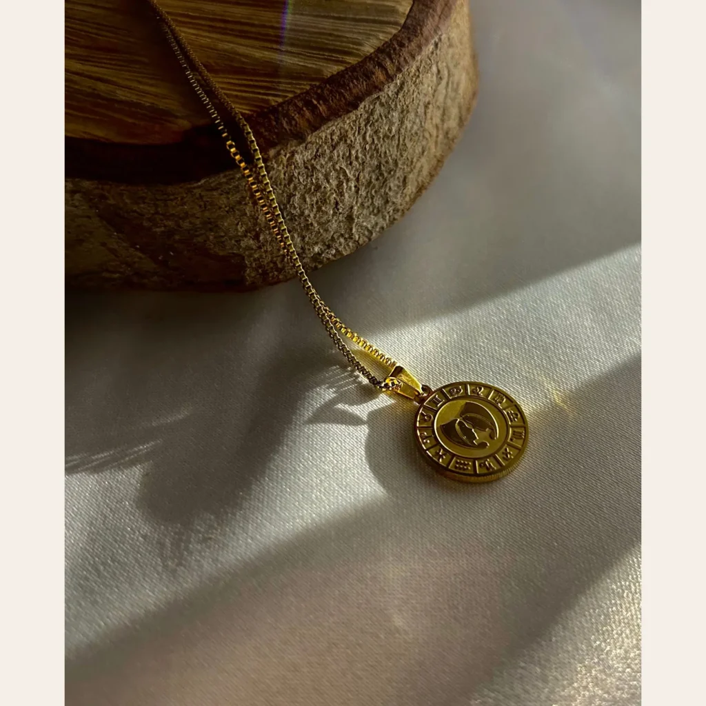Women’s Necklaces